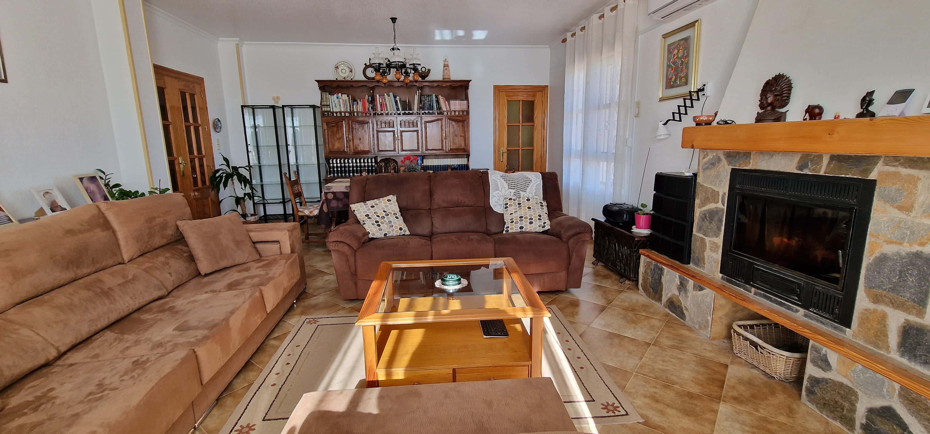 Venta de Chalet en La Urbanización La Charca - imagen 9