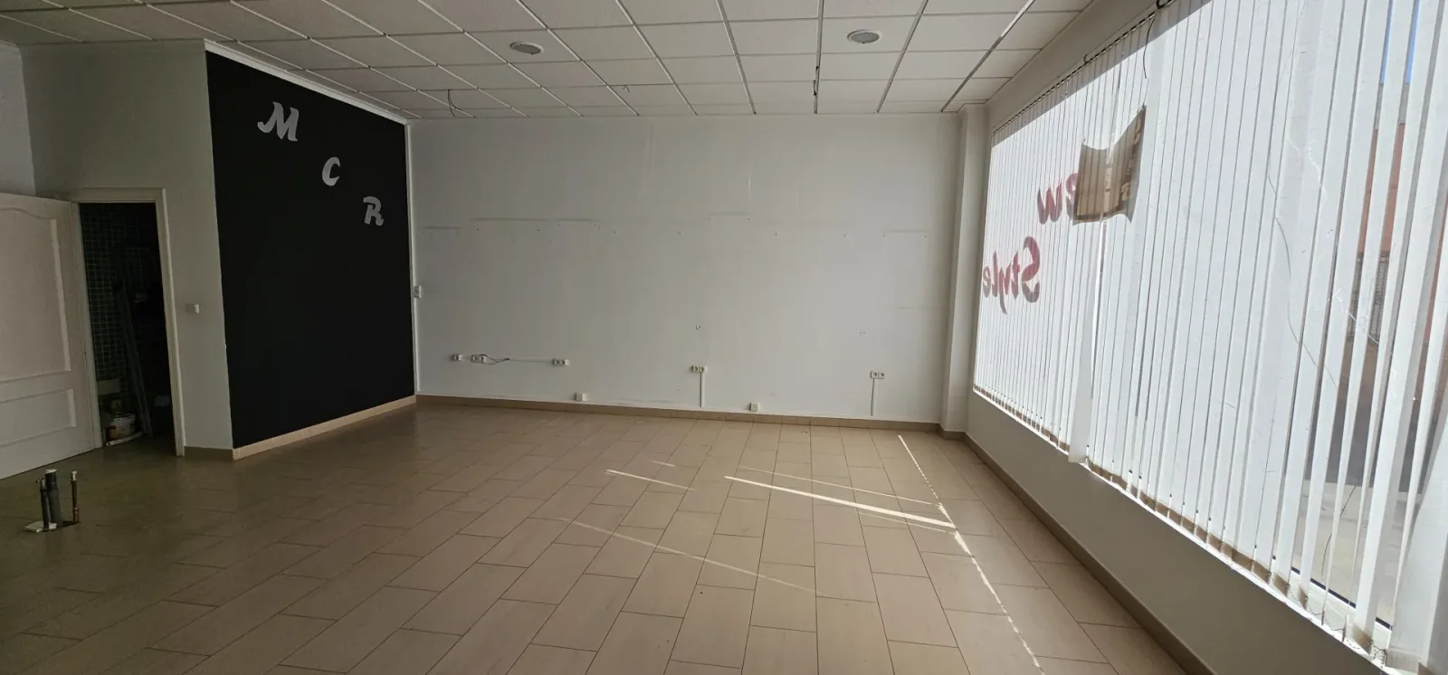 Venta Local comercial en el Barrio El Parral, Totana  - imagen 7