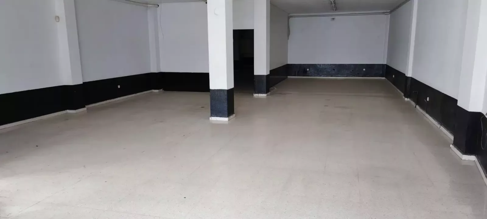 Venta Local Comercial en Avda. Juan Carlos I - imagen 9