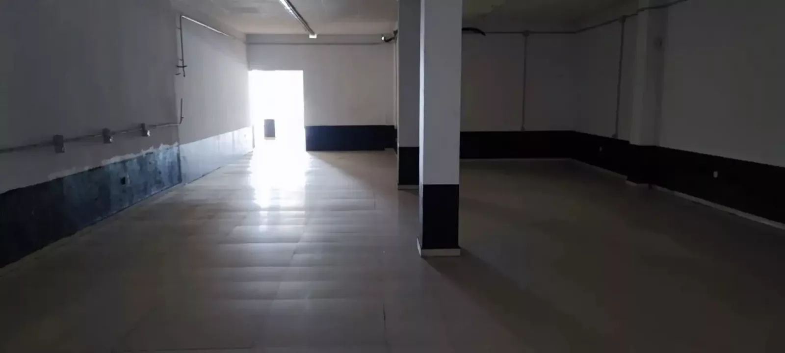 Venta Local Comercial en Avda. Juan Carlos I - imagen 11