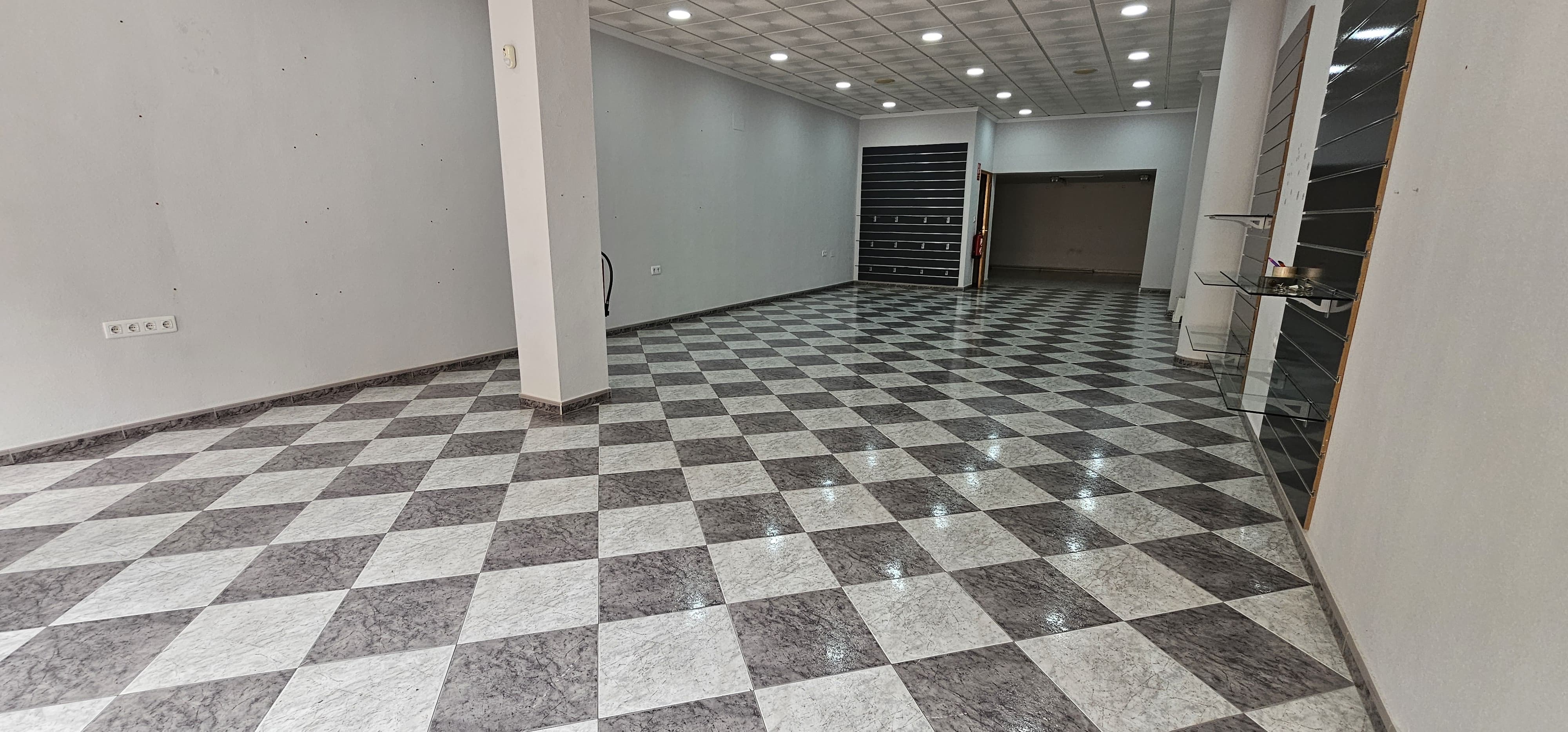 Venta Local Comercial Barrio Cerámica Totana - imagen 3